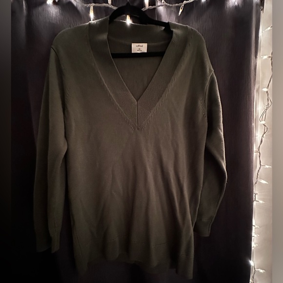 Wilfred Olive V Neck - Size XXS - Picture 1 of 3